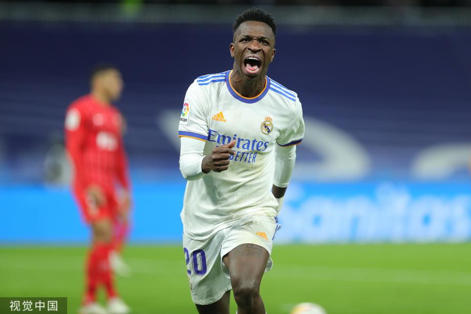 比亚比亚尼：曾距加盟米兰／蓝军一步之遥，本可以来中国踢球