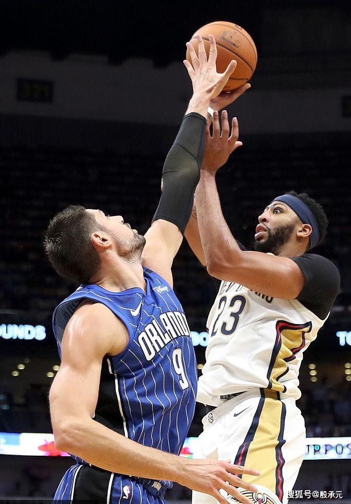 我国最后一个登场项目 杜维崧50米蝶泳拿第八