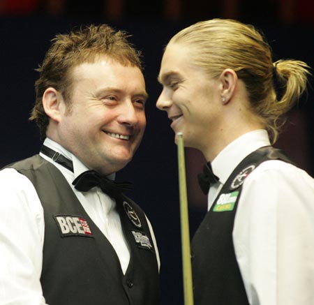 湖人浓眉哥篮下统治力助球队连胜